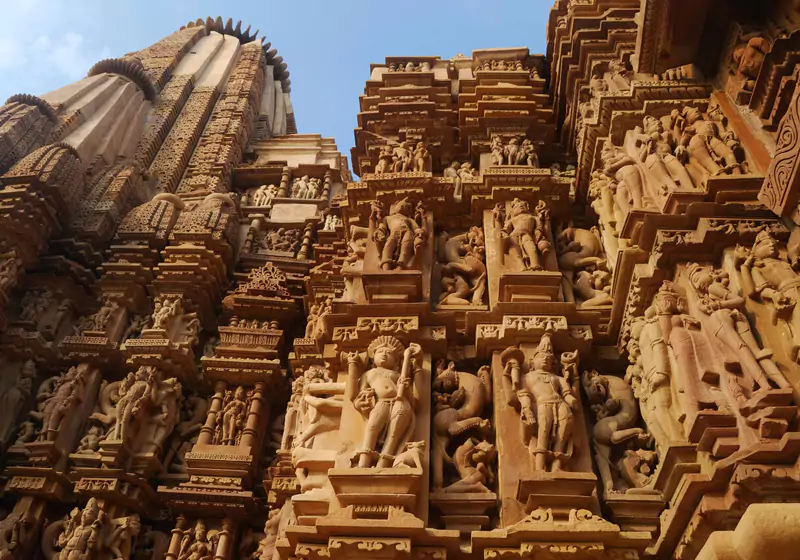 Golden Triangle Tour with Varanasi and Khajuraho